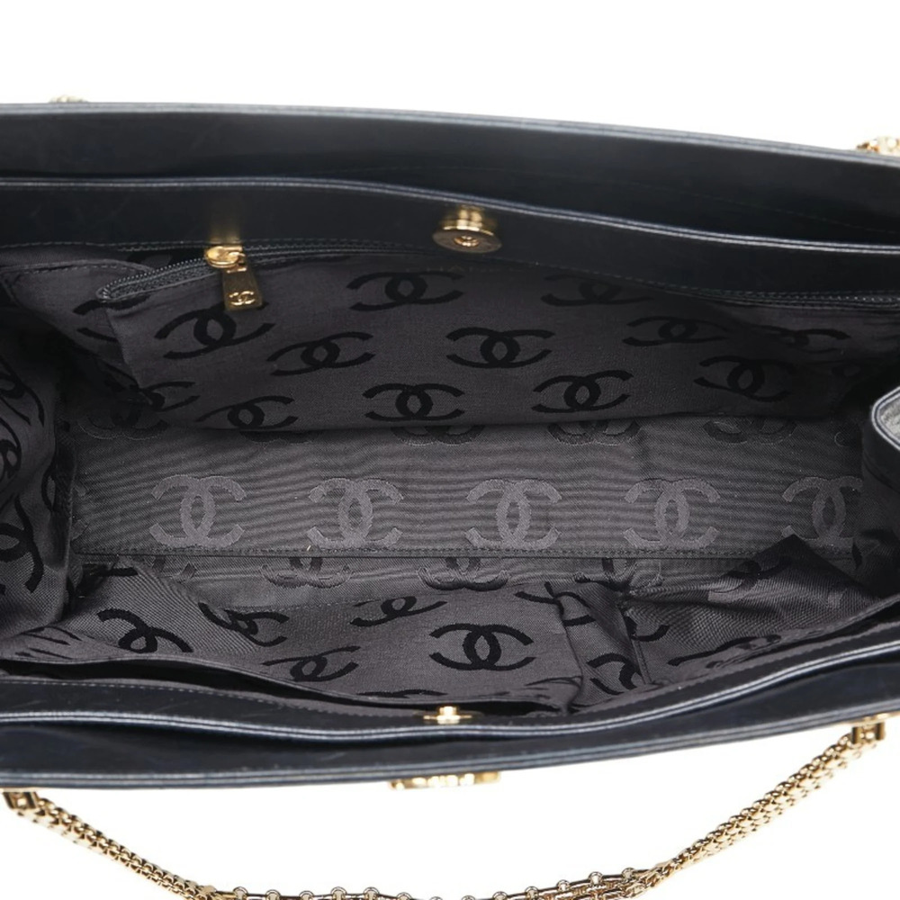 CHANEL Black Leather Logo Shoulder Bag - Picture 4 of 8